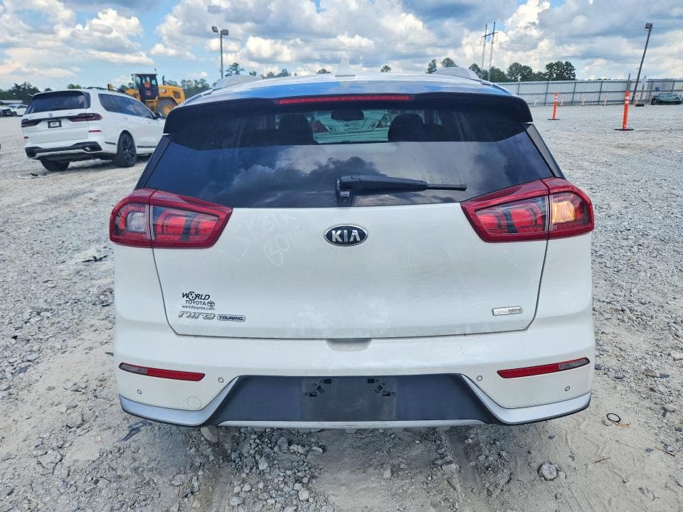 2018 KIA NIRO TOURING 6