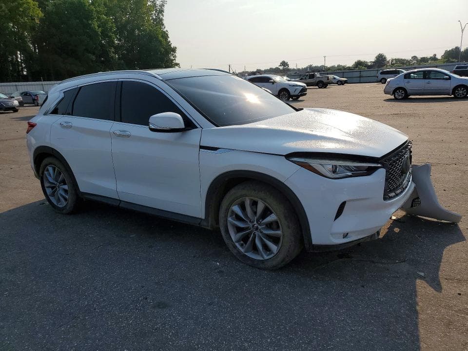 2019 INFINITI QX50 PURE 4