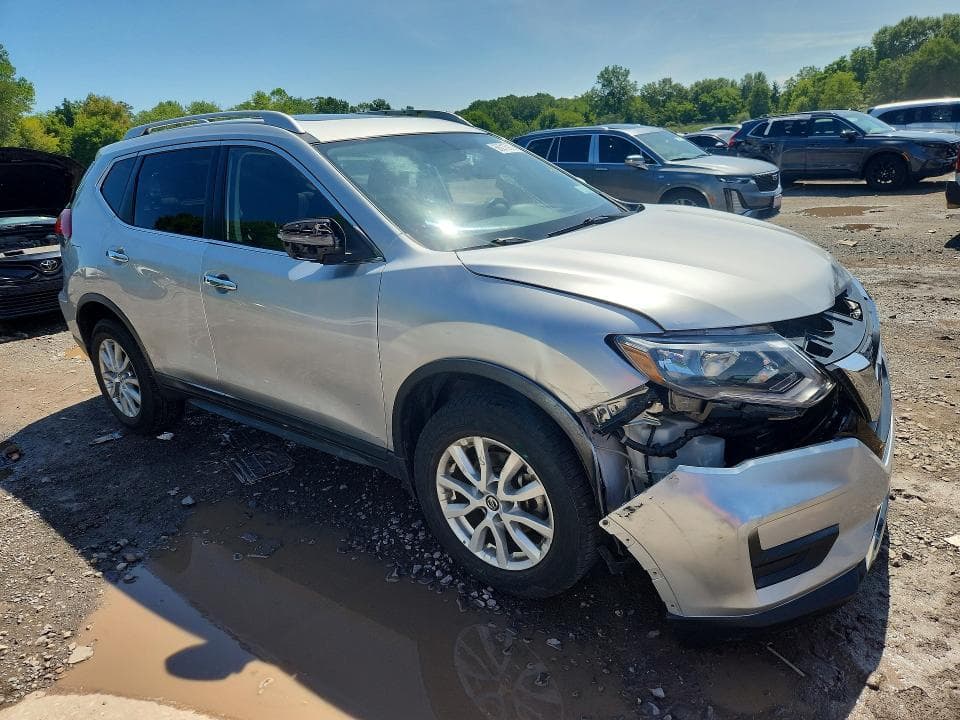 2018 NISSAN ROGUE SV 4