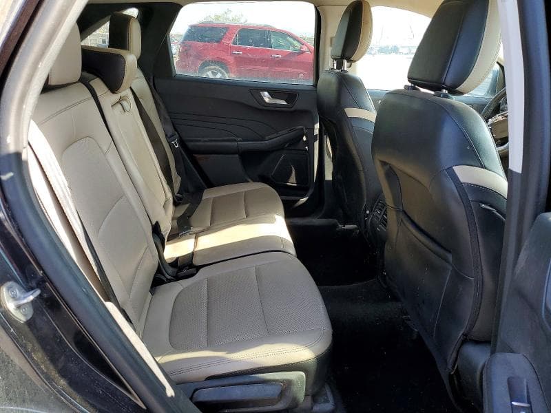 2021 FORD ESCAPE SEL 11