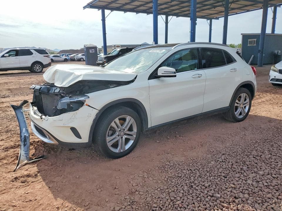 2017 MERCEDES-BENZ GLA 250 4MATIC