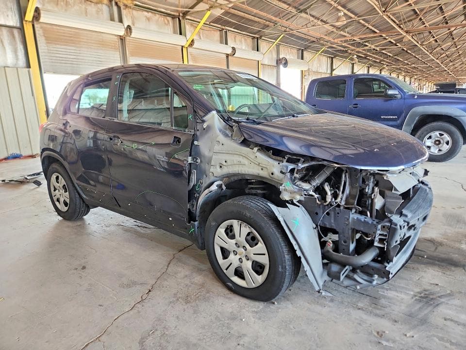 2019 CHEVROLET TRAX LS 4
