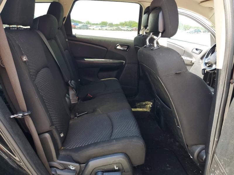 2019 DODGE JOURNEY SE 11