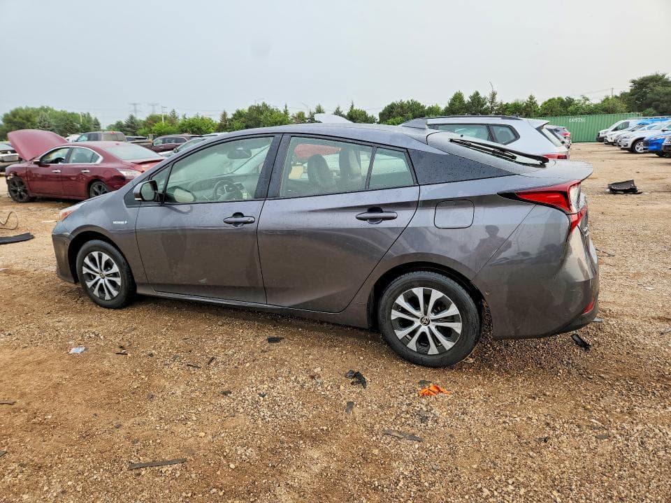 2020 TOYOTA PRIUS XLE AWD-E 2