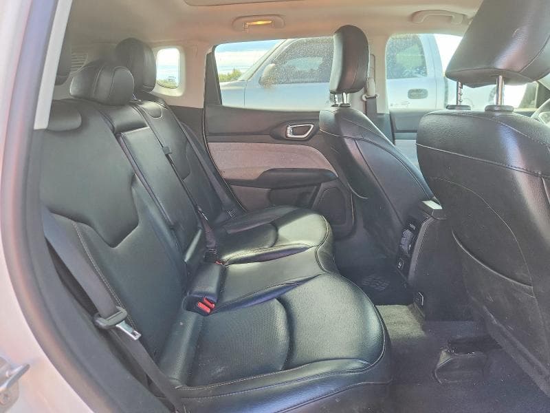 2022 JEEP COMPASS LATITUDE LUX 11