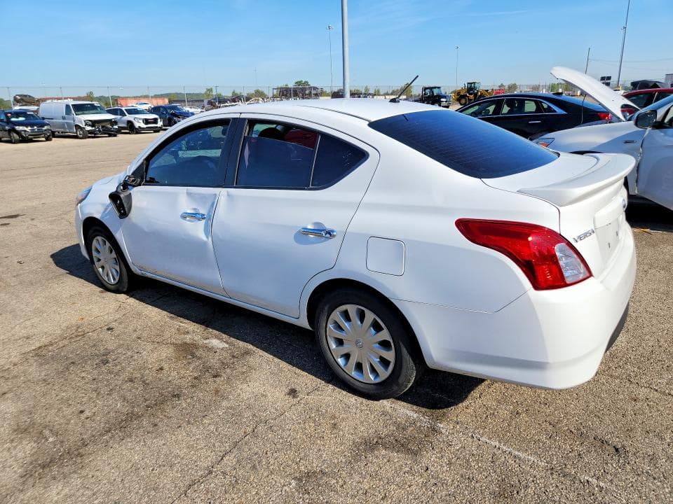 2019 NISSAN VERSA SV 2