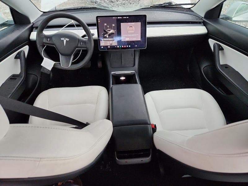 2021 TESLA MODEL 3 8