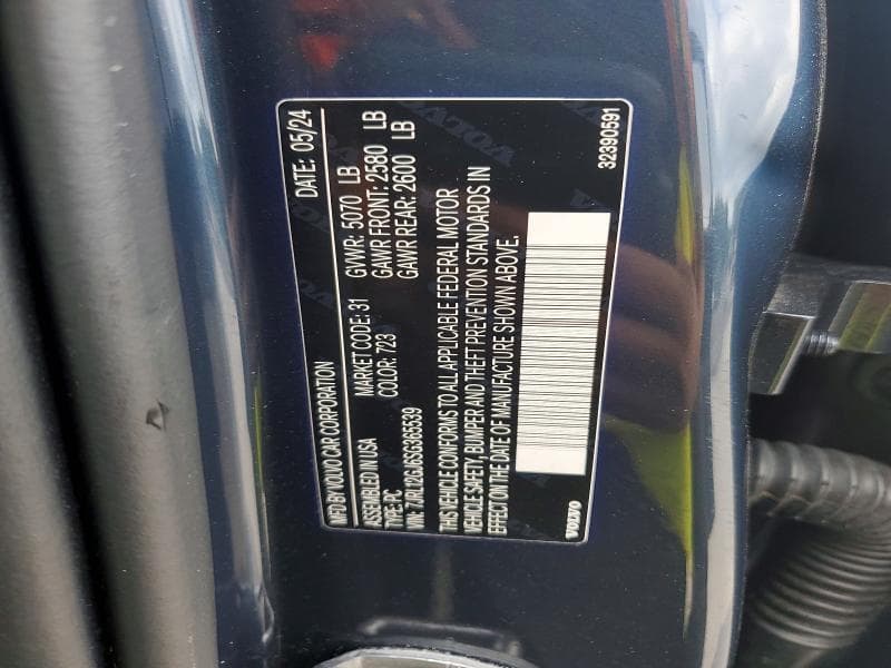 2025 VOLVO S60 CORE 12