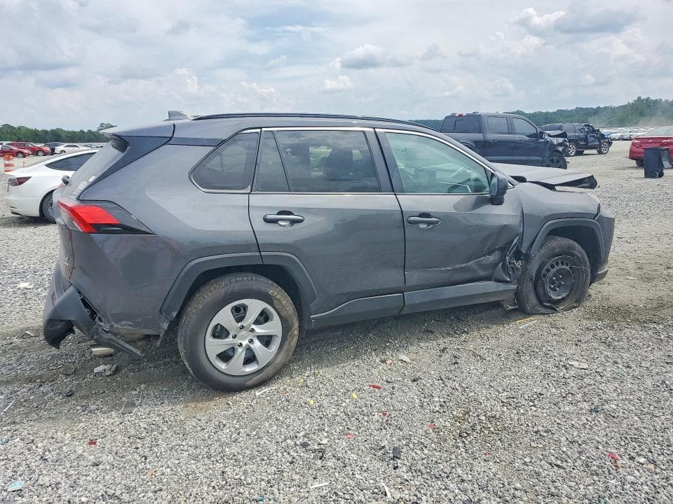 2021 TOYOTA RAV4 LE 3