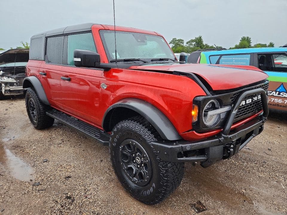 2023 FORD BRONCO BASE 4