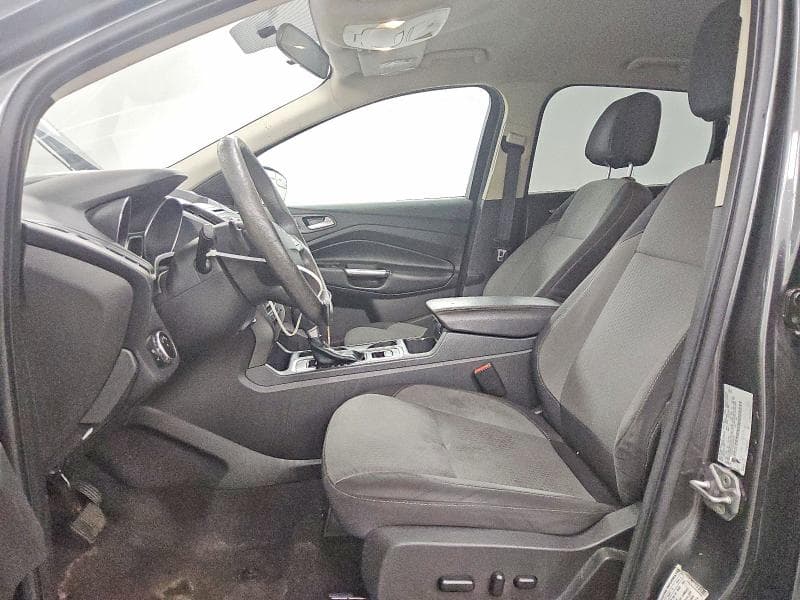 2017 FORD ESCAPE SE 7
