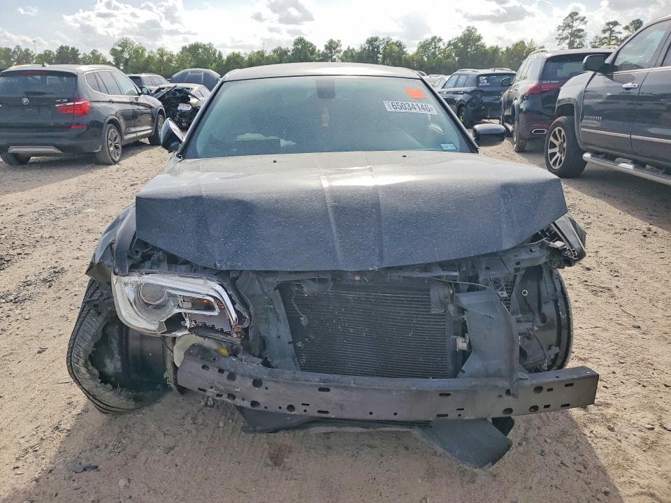 2017 CHRYSLER 300 LIMITED 5