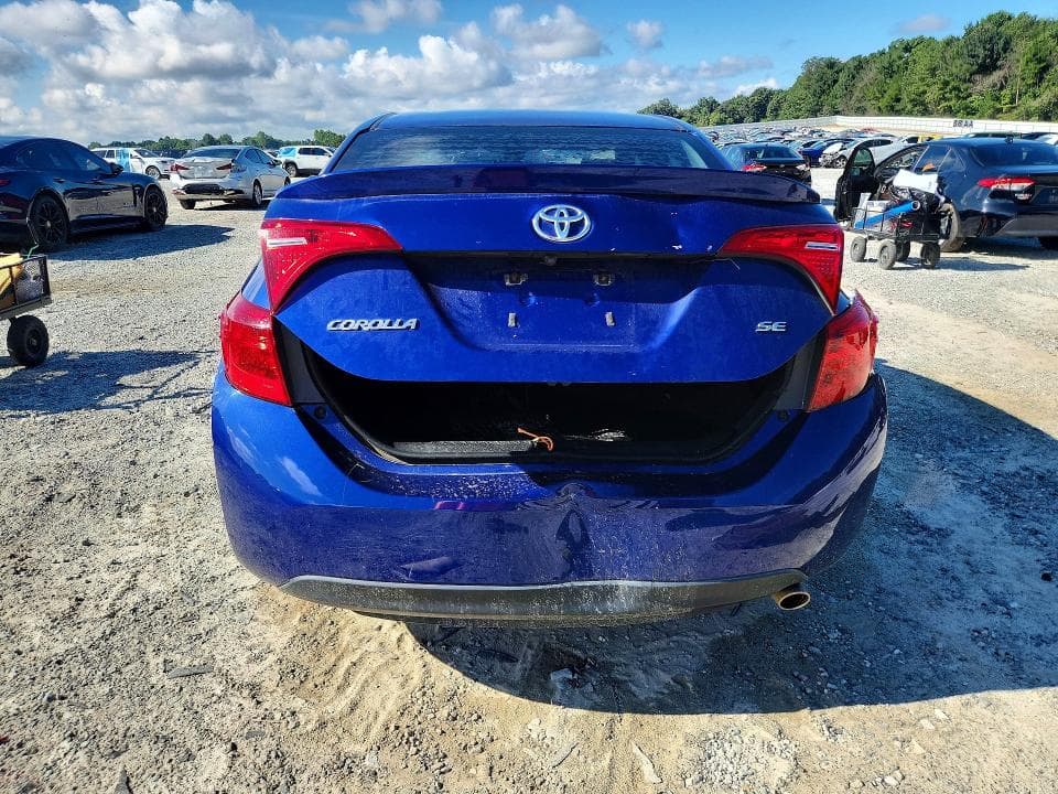 2018 TOYOTA COROLLA SE 6