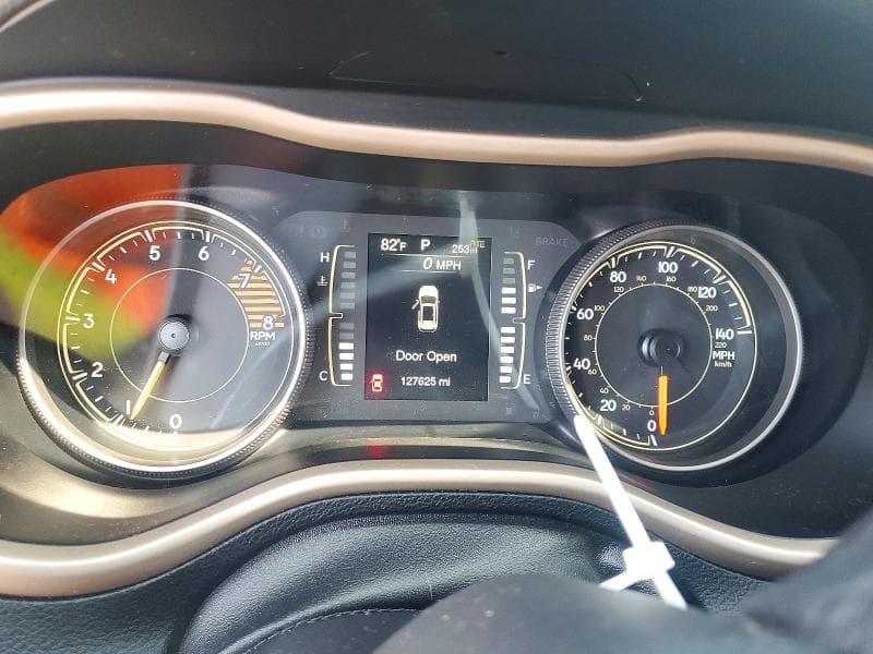 2018 JEEP CHEROKEE LATITUDE 9