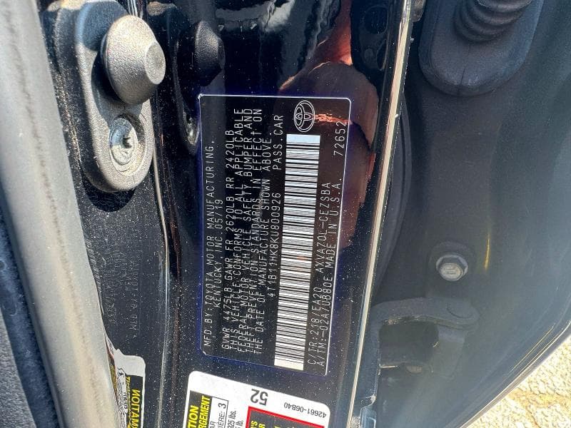 2019 TOYOTA CAMRY SE 10