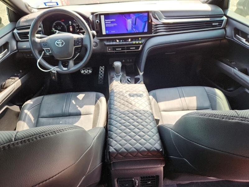 2025 TOYOTA CAMRY XSE 8