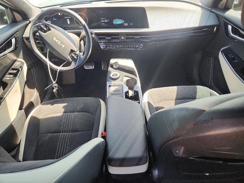 2022 KIA EV6 GT LINE 8
