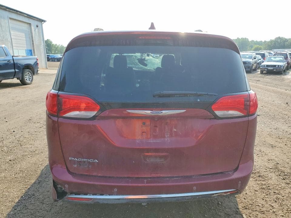 2018 CHRYSLER PACIFICA TOURING L PLUS 6