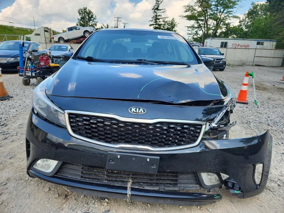 2017 KIA FORTE EX 5