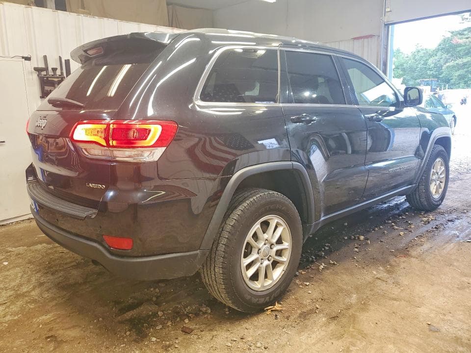 2018 JEEP GRAND CHEROKEE LAREDO 3