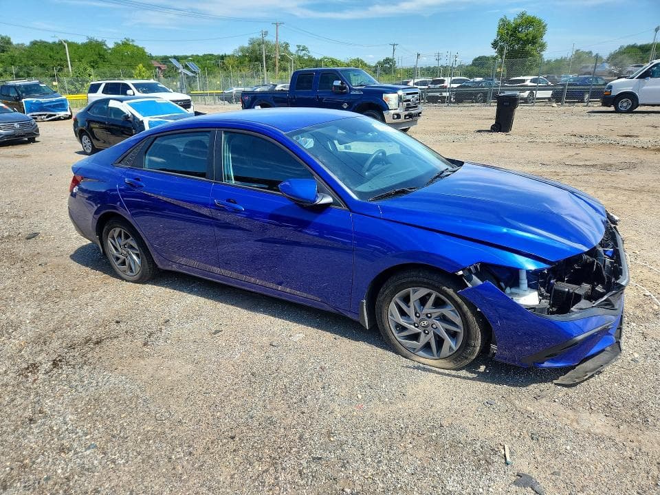 2024 HYUNDAI ELANTRA SEL 7