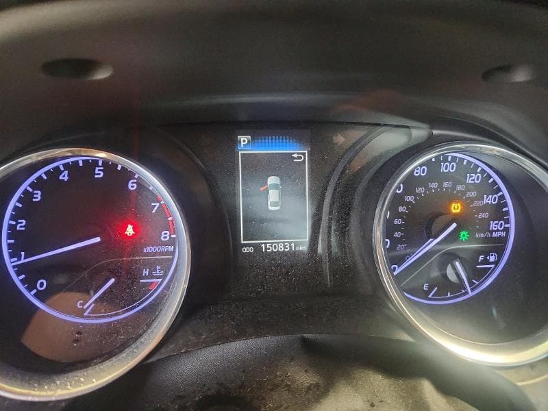 2020 TOYOTA CAMRY SE 9