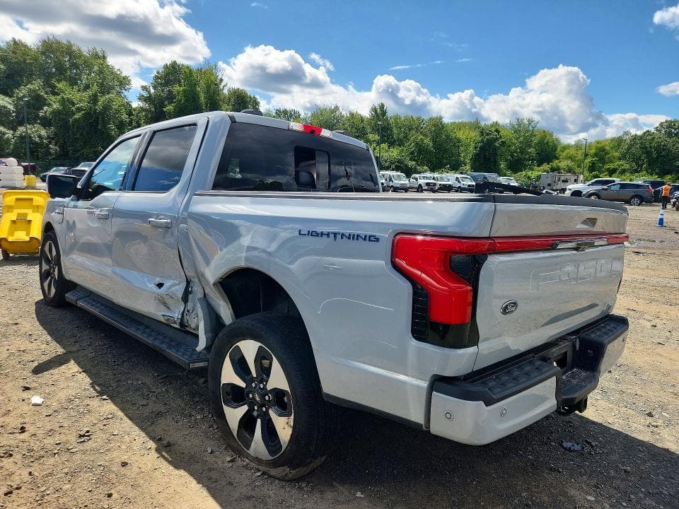 2023 FORD F150 LIGHTNING PRO 2