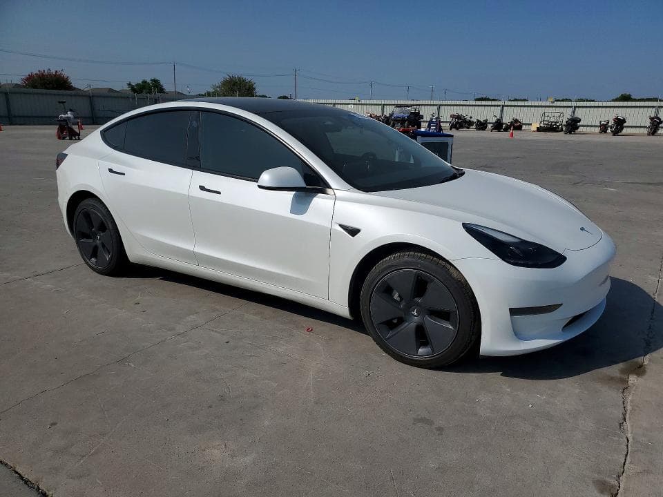 2023 TESLA MODEL 3 4
