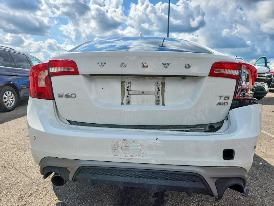 2017 VOLVO S60 DYNAMIC 6