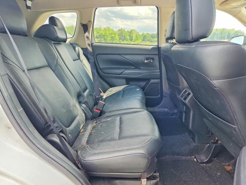2020 MITSUBISHI OUTLANDER SE 11