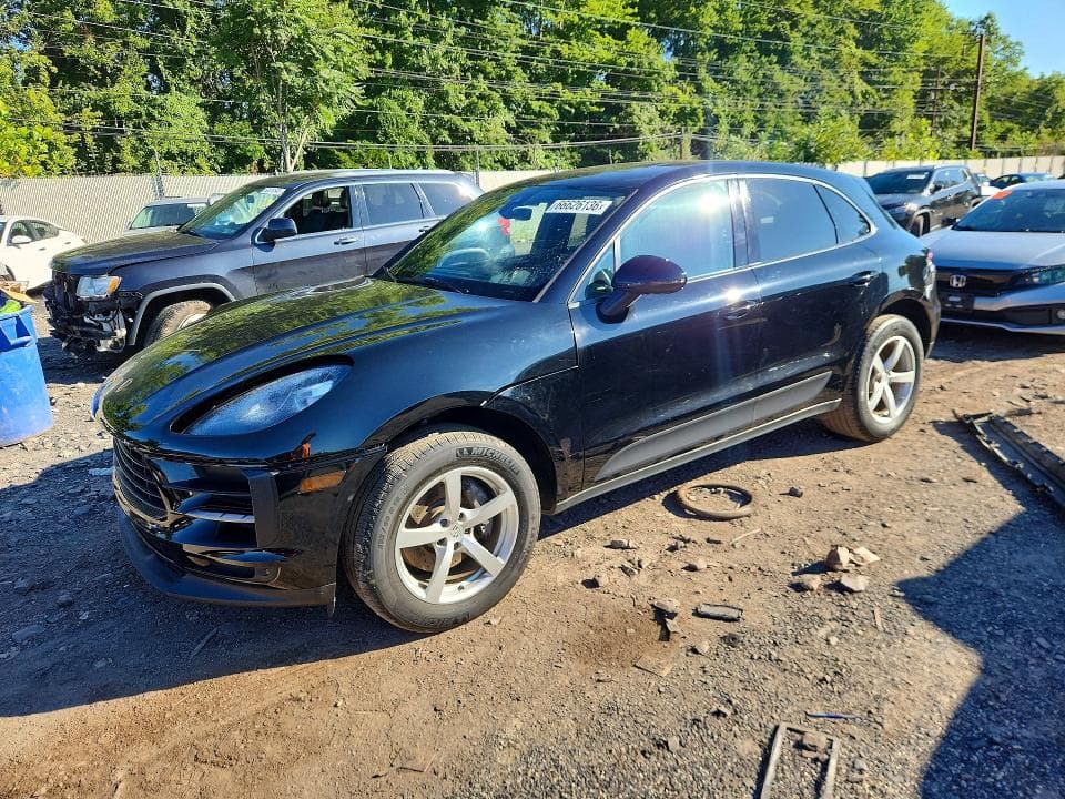 2020 PORSCHE MACAN - 1