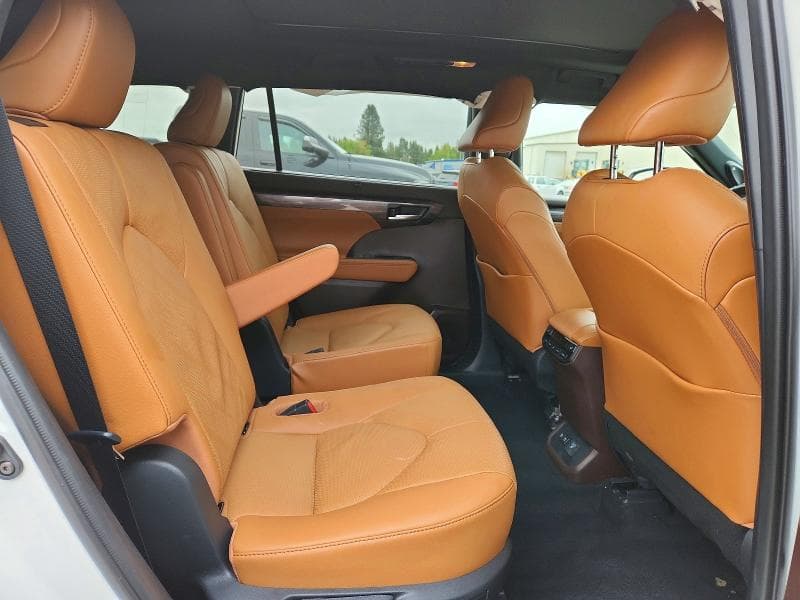 2021 TOYOTA HIGHLANDER HYBRID PLATINUM 10
