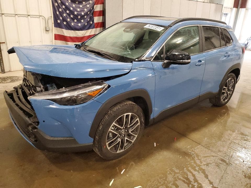 2026 TOYOTA COROLLA CROSS XLE - 1