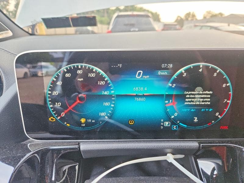 2021 MERCEDES-BENZ GLA 35 AMG 9