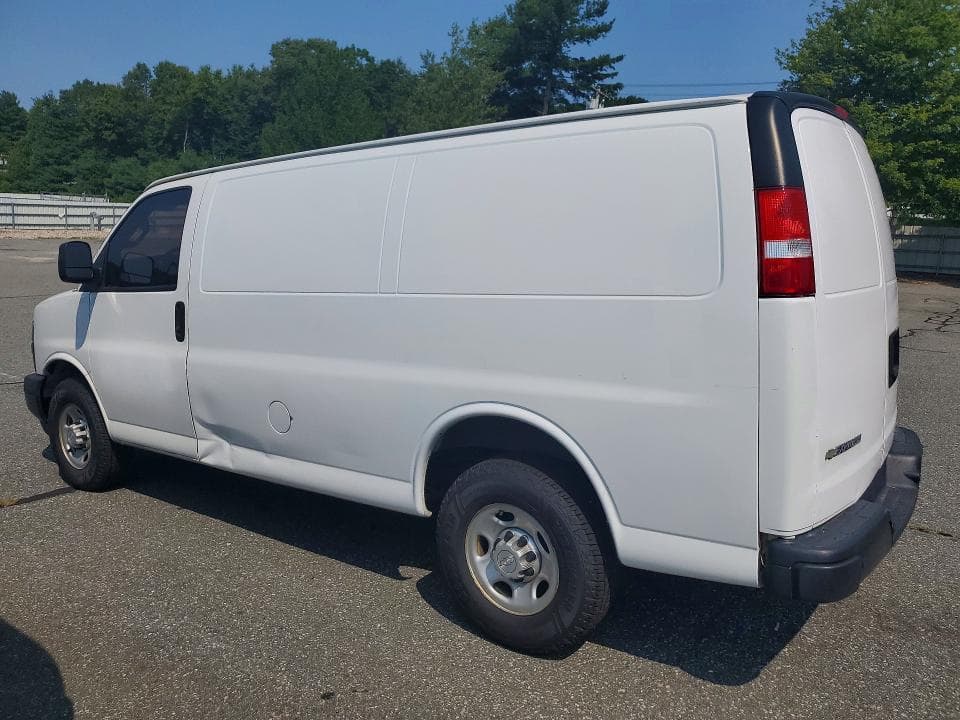 2019 CHEVROLET EXPRESS G2500 2