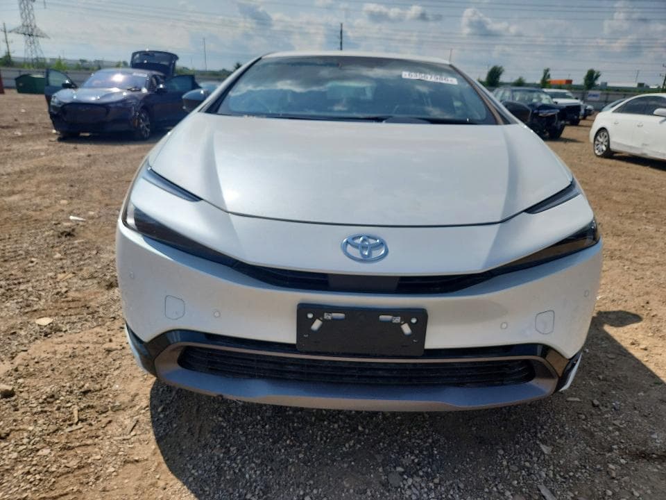 2024 TOYOTA PRIUS XLE 5