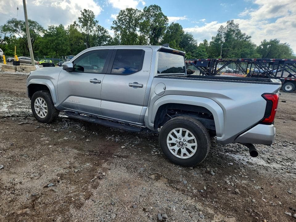 2024 TOYOTA TACOMA SR5 2
