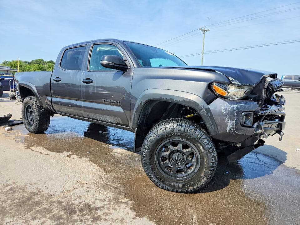 2018 TOYOTA TACOMA TRD OFF-ROAD 4
