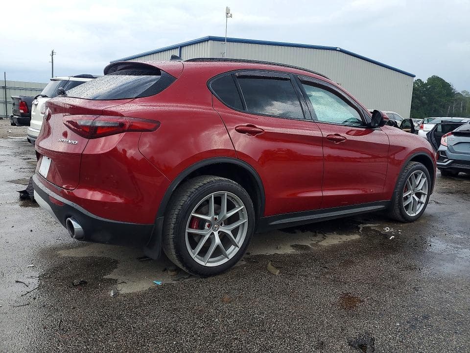 2018 ALFA ROMEO STELVIO TI SPORT 3