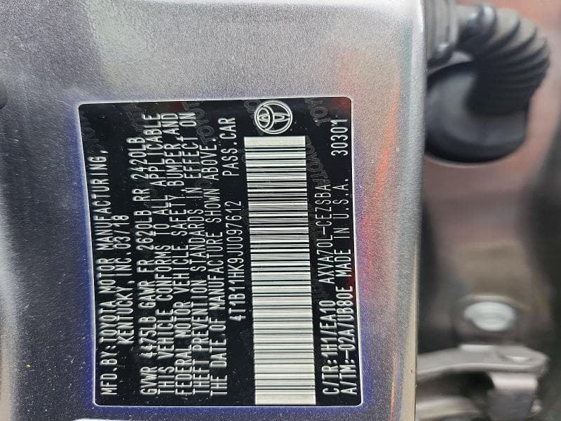 2018 TOYOTA CAMRY SE 12