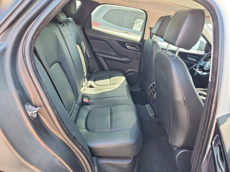 2017 JAGUAR F-PACE PREMIUM 11