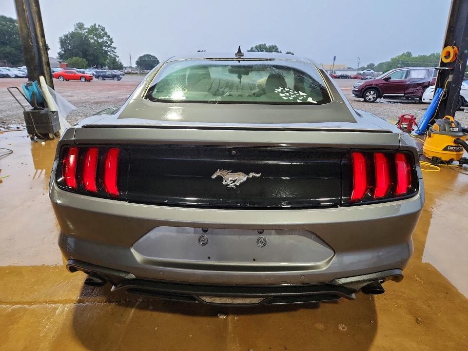 2022 FORD MUSTANG 6