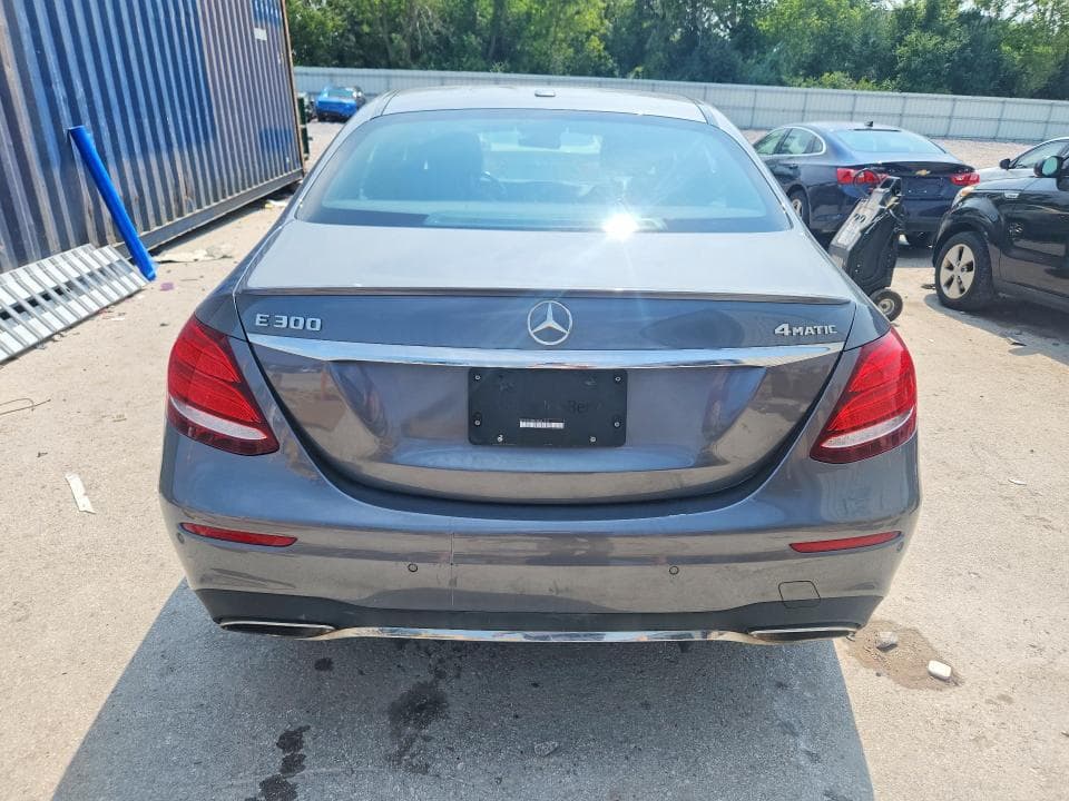 2017 MERCEDES-BENZ E 300 4MATIC 6