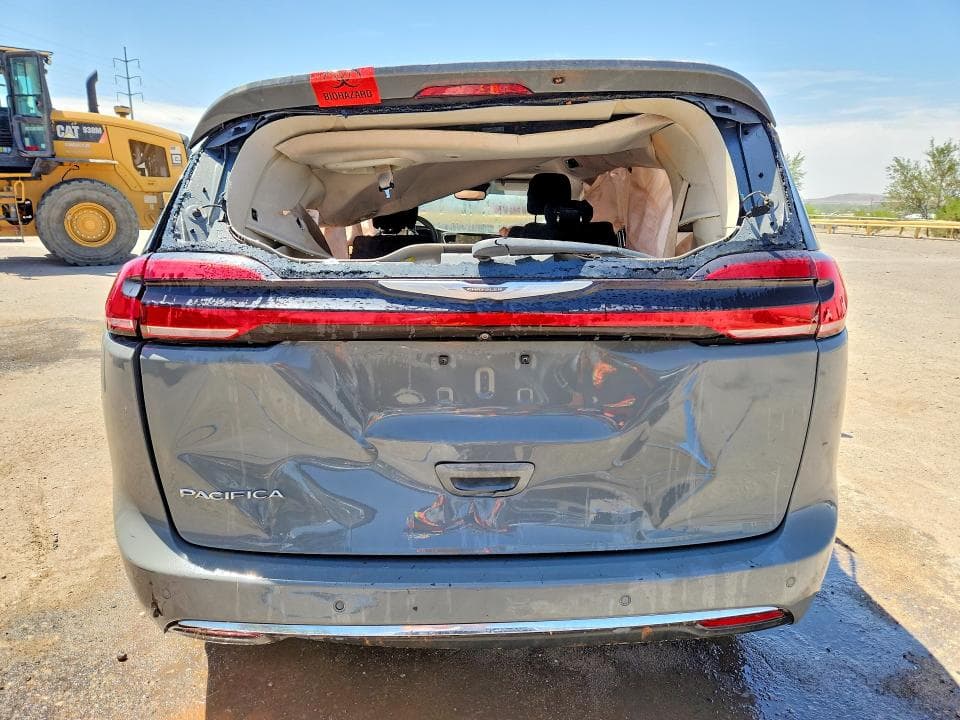 2022 CHRYSLER PACIFICA TOURING L 6