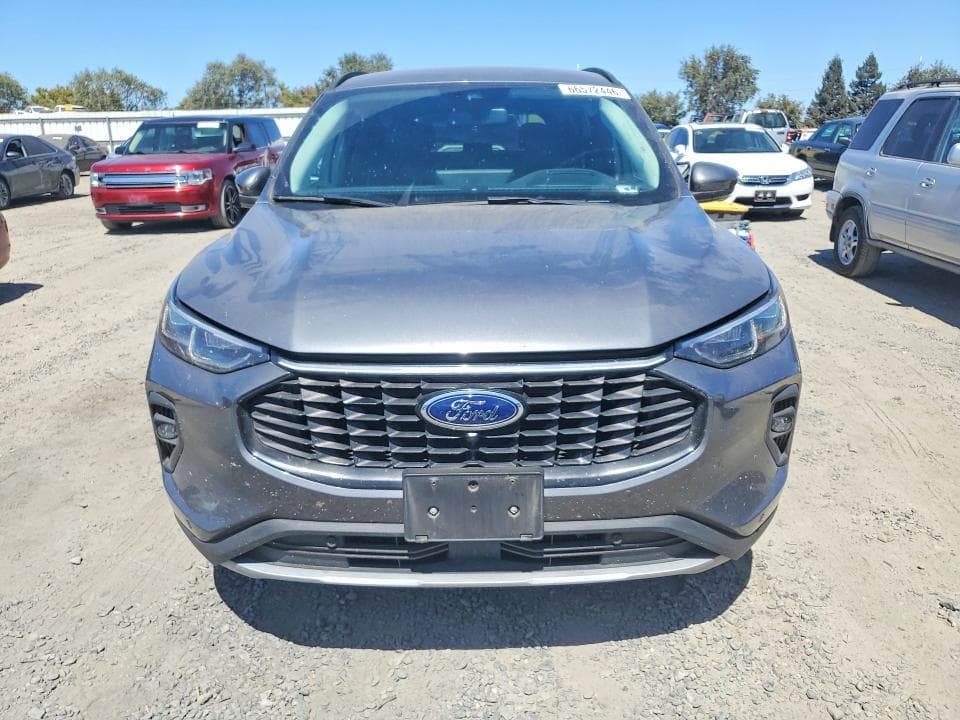 2024 FORD ESCAPE PLATINUM 5
