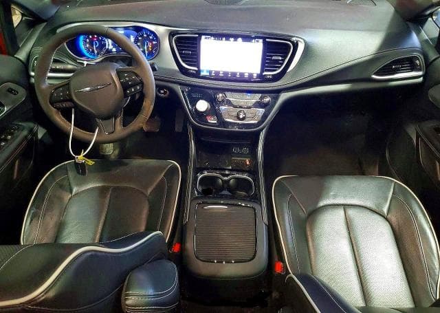 2025 CHRYSLER PACIFICA LIMITED 8