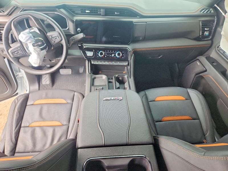 2026 GMC SIERRA K2500 AT4 8