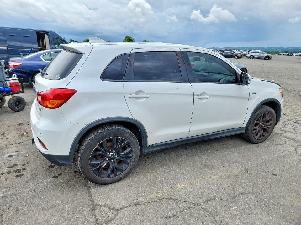 2018 MITSUBISHI OUTLANDER SPORT ES 3