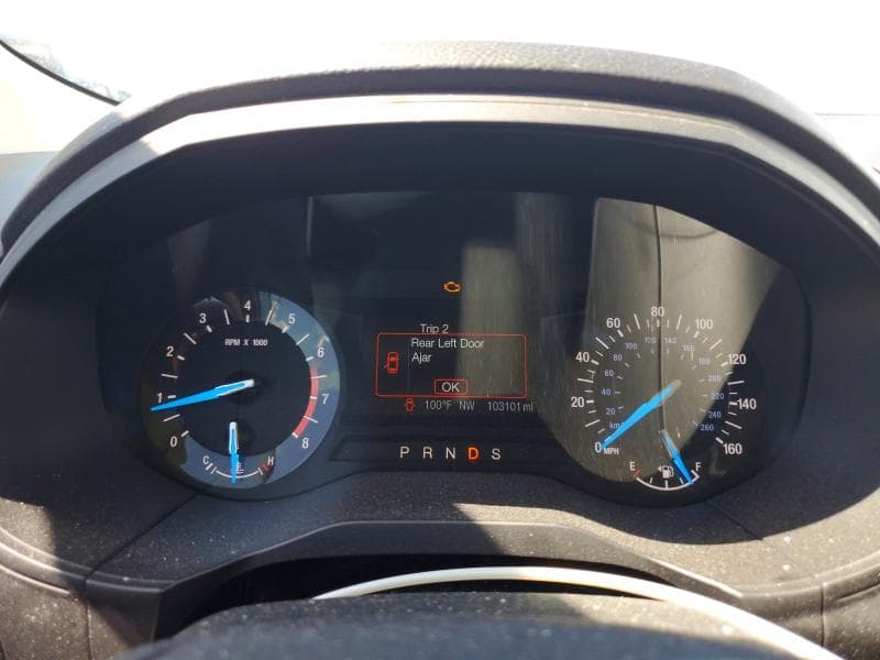 2017 FORD EDGE SE 9