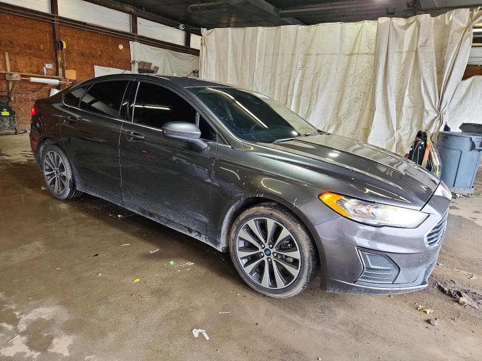 2020 FORD FUSION SE 4